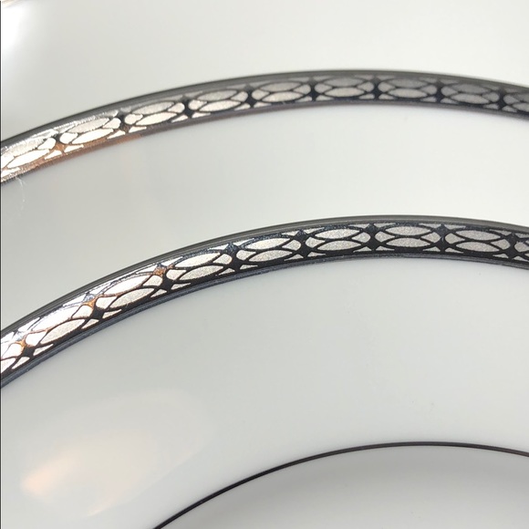 Noritake 5piece Setting. Cascade platinum pattern - Picture 5 of 7